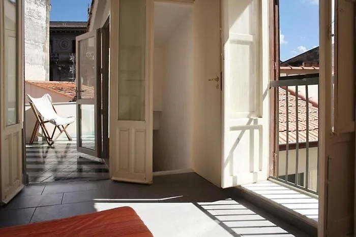 Mojocohouse Hotel Palermo 2*,  Italy